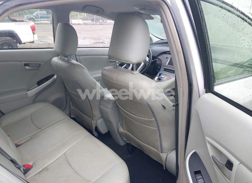 Photo 8 of 2015 Toyota Prius (VIN JTDKN3DU1F0476856)