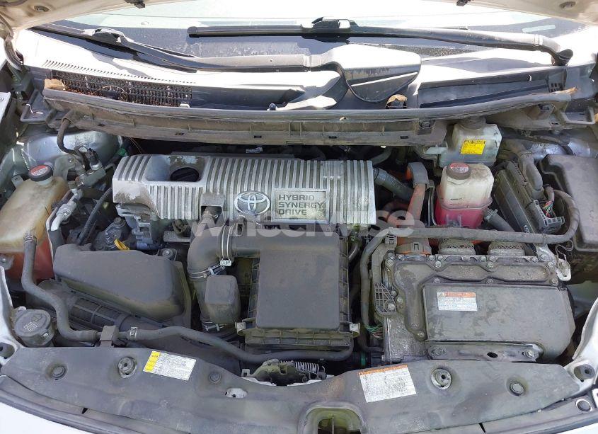 Photo 10 of 2015 Toyota Prius TWO (VIN JTDKN3DU1F1986165)