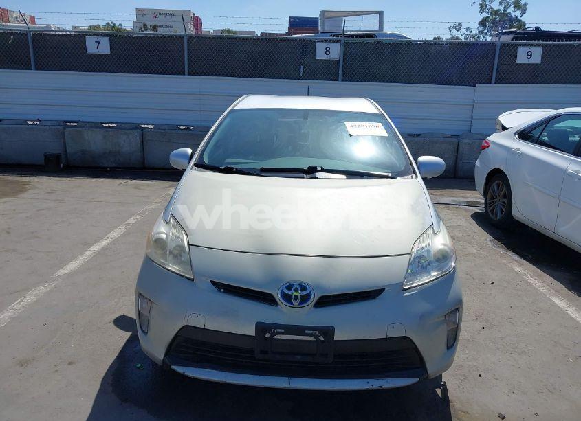 Photo 12 of 2015 Toyota Prius TWO (VIN JTDKN3DU1F1986165)