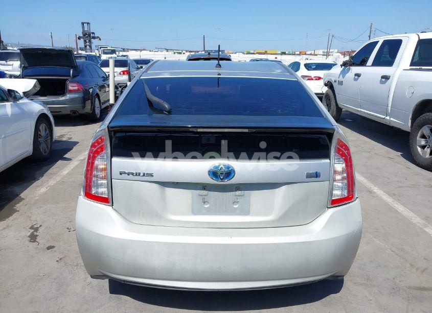 Photo 16 of 2015 Toyota Prius TWO (VIN JTDKN3DU1F1986165)