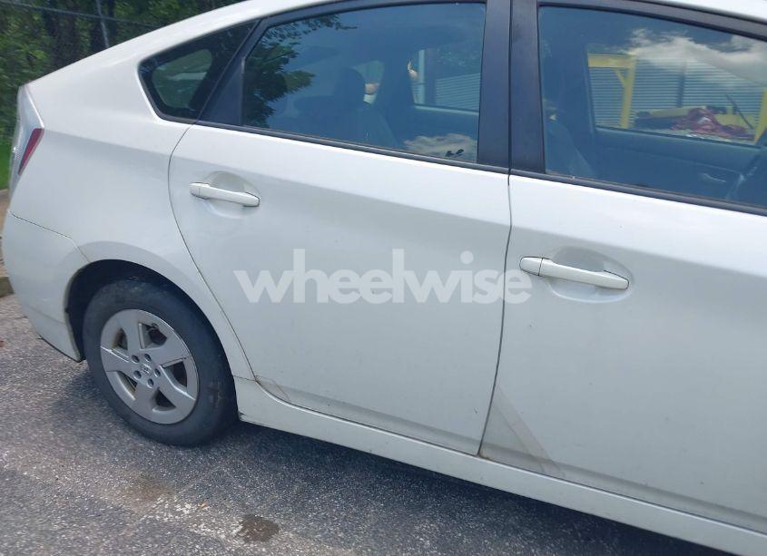 Photo 14 of 2010 Toyota Prius IV (VIN JTDKN3DU2A0008479)