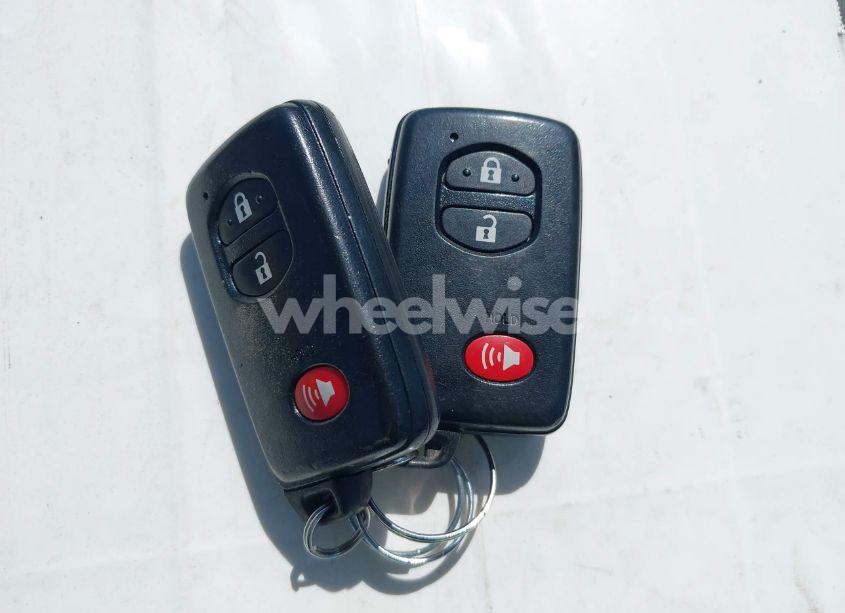 Photo 11 of 2010 Toyota Prius IV (VIN JTDKN3DU2A0039795)