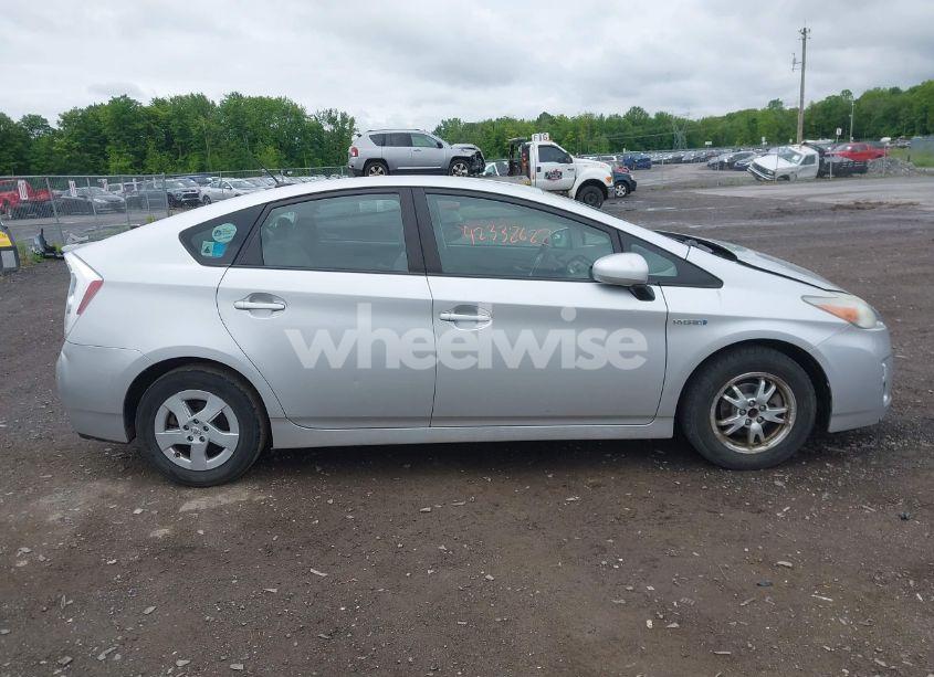 Photo 14 of 2010 Toyota Prius I/II/III/IV/V (VIN JTDKN3DU2A0040462)