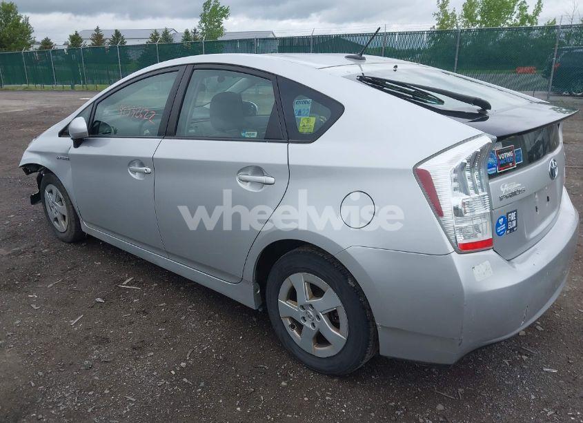Photo 3 of 2010 Toyota Prius I/II/III/IV/V (VIN JTDKN3DU2A0040462)