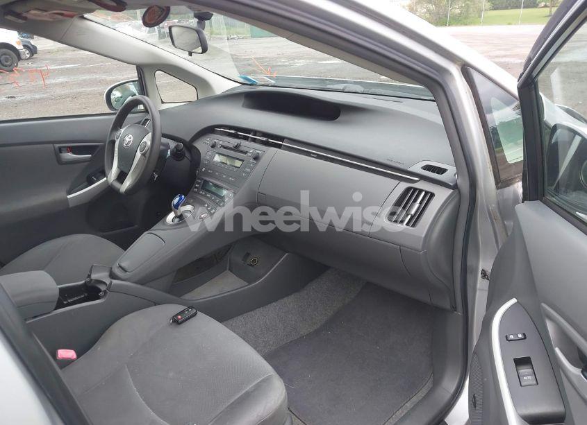 Photo 5 of 2010 Toyota Prius I/II/III/IV/V (VIN JTDKN3DU2A0040462)