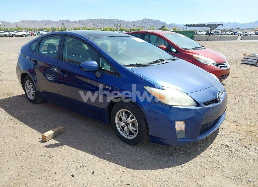 2010 Toyota Prius IV (VIN JTDKN3DU2A0045452) main photo