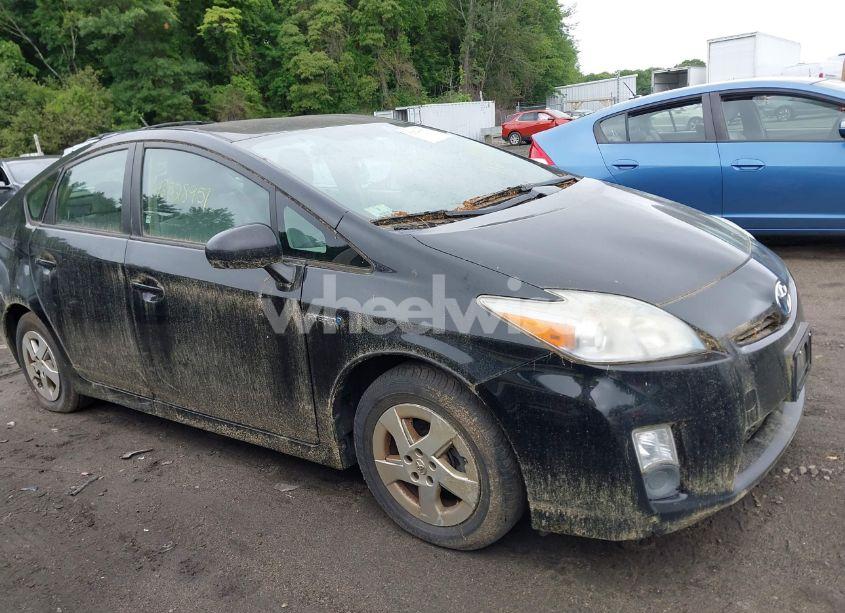 2010 Toyota Prius III (VIN JTDKN3DU2A0058833) main photo