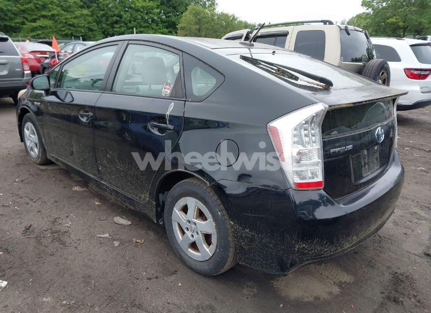 Photo 3 of 2010 Toyota Prius III (VIN JTDKN3DU2A0058833)