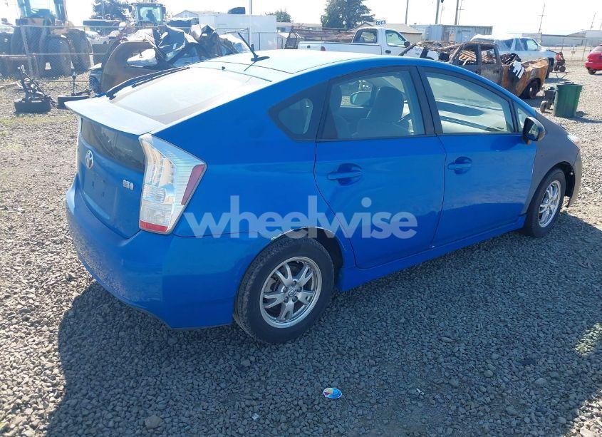 Photo 4 of 2010 Toyota Prius II (VIN JTDKN3DU2A0090620)