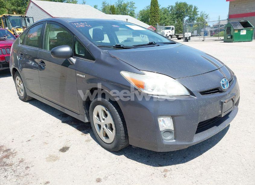 2010 Toyota Prius II (VIN JTDKN3DU2A0150976) main photo