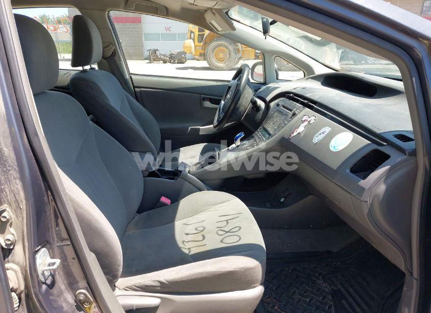 Photo 5 of 2010 Toyota Prius II (VIN JTDKN3DU2A0150976)