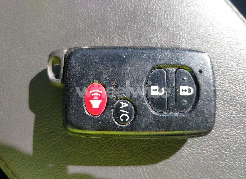 Photo 11 of 2010 Toyota Prius IV (VIN JTDKN3DU2A0170225)