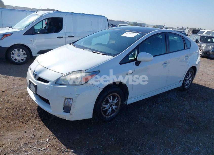 Photo 2 of 2010 Toyota Prius IV (VIN JTDKN3DU2A0170225)