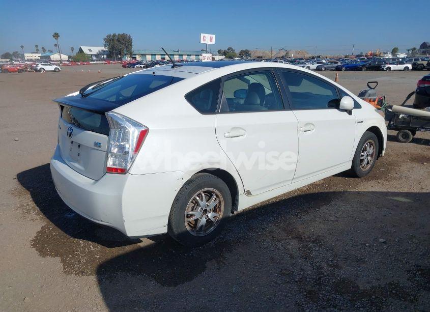 Photo 4 of 2010 Toyota Prius IV (VIN JTDKN3DU2A0170225)