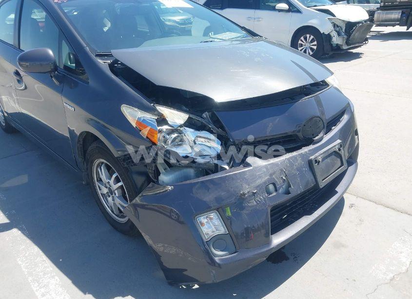 Photo 6 of 2010 Toyota Prius IV (VIN JTDKN3DU2A0188949)