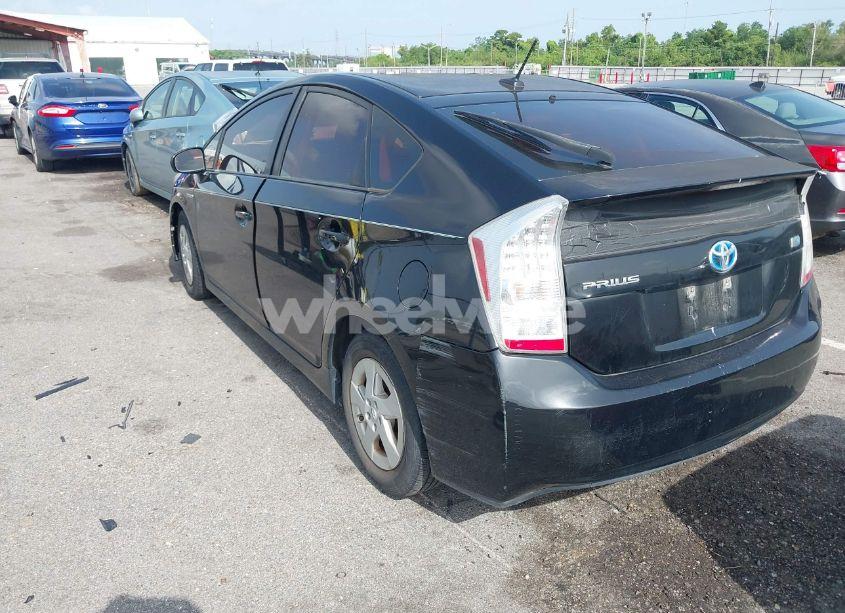 Photo 3 of 2010 Toyota Prius II (VIN JTDKN3DU2A0203353)
