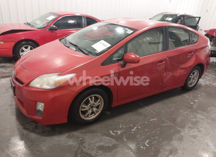 Photo 2 of 2010 Toyota Prius II (VIN JTDKN3DU2A5152231)