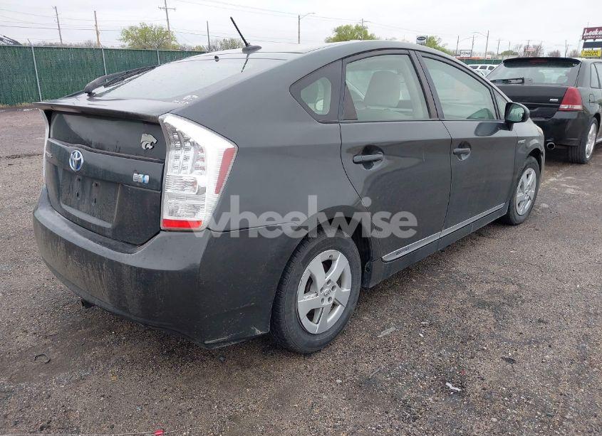 Photo 4 of 2010 Toyota Prius II (VIN JTDKN3DU2A5201279)