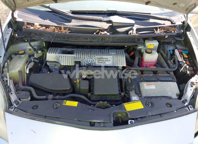 Photo 10 of 2011 Toyota Prius TWO (VIN JTDKN3DU2B0262047)
