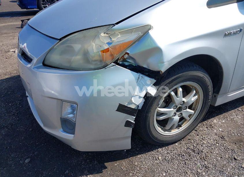 Photo 6 of 2011 Toyota Prius TWO (VIN JTDKN3DU2B0262047)