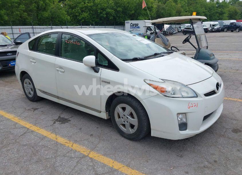 2011 Toyota Prius TWO (VIN JTDKN3DU2B1412197) main photo