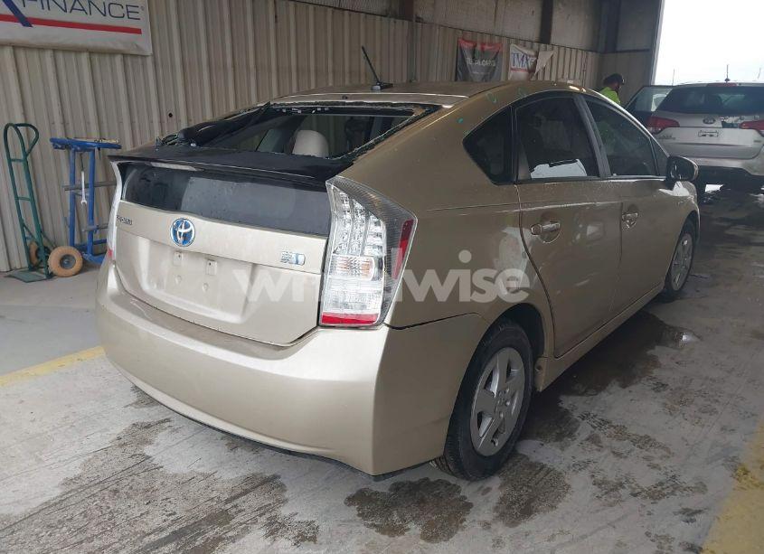 Photo 4 of 2011 Toyota Prius THREE (VIN JTDKN3DU2B1447144)