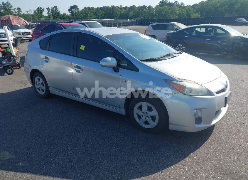 2011 Toyota Prius THREE (VIN JTDKN3DU2B5296797) main photo