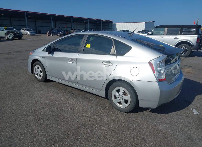 Photo 3 of 2011 Toyota Prius THREE (VIN JTDKN3DU2B5296797)