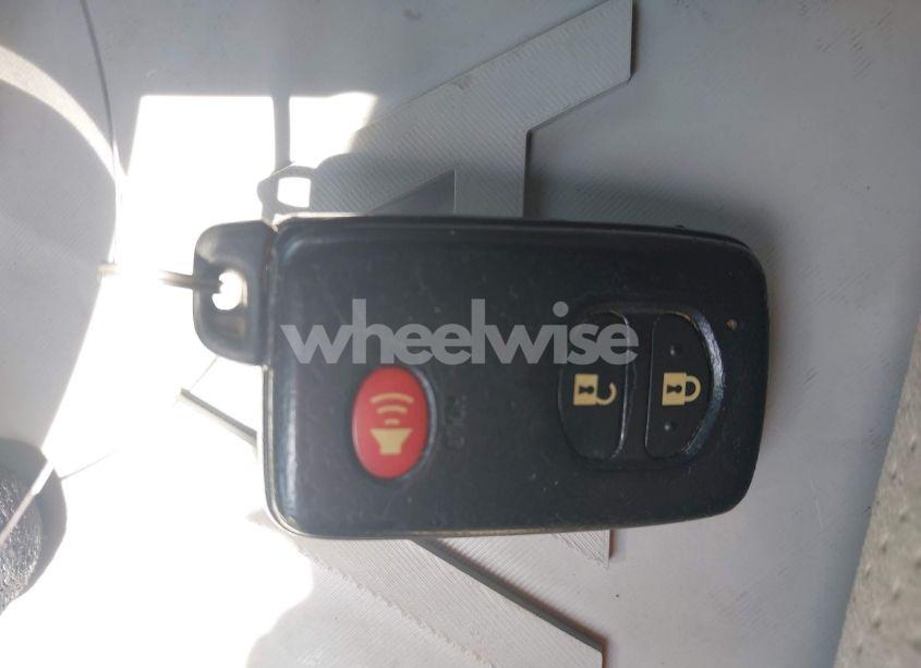 Photo 11 of 2011 Toyota Prius THREE (VIN JTDKN3DU2B5315803)