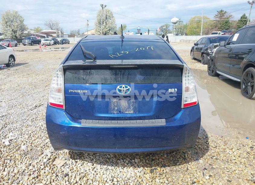 Photo 16 of 2011 Toyota Prius THREE (VIN JTDKN3DU2B5315803)