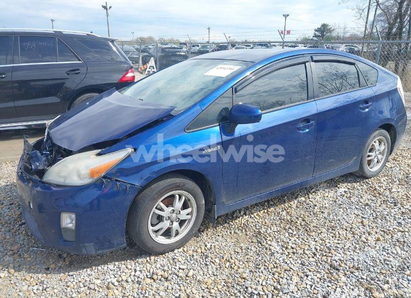 Photo 2 of 2011 Toyota Prius THREE (VIN JTDKN3DU2B5315803)
