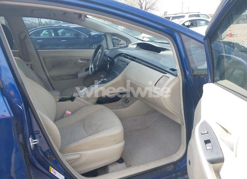 Photo 5 of 2011 Toyota Prius THREE (VIN JTDKN3DU2B5315803)