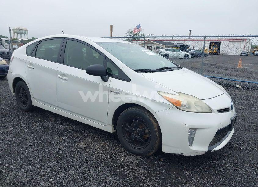 2012 Toyota Prius TWO (VIN JTDKN3DU2C1531465) main photo