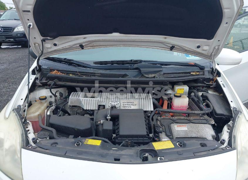 Photo 10 of 2012 Toyota Prius TWO (VIN JTDKN3DU2C1531465)