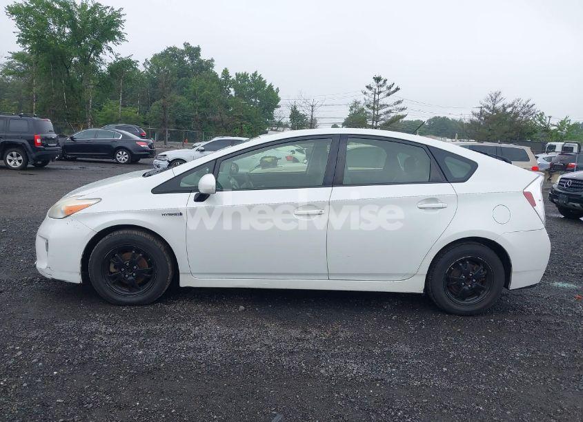 Photo 14 of 2012 Toyota Prius TWO (VIN JTDKN3DU2C1531465)
