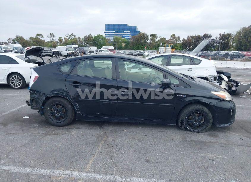 Photo 13 of 2012 Toyota Prius THREE (VIN JTDKN3DU2C1533782)