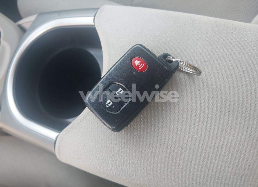 Photo 11 of 2012 Toyota Prius THREE (VIN JTDKN3DU2C1558035)