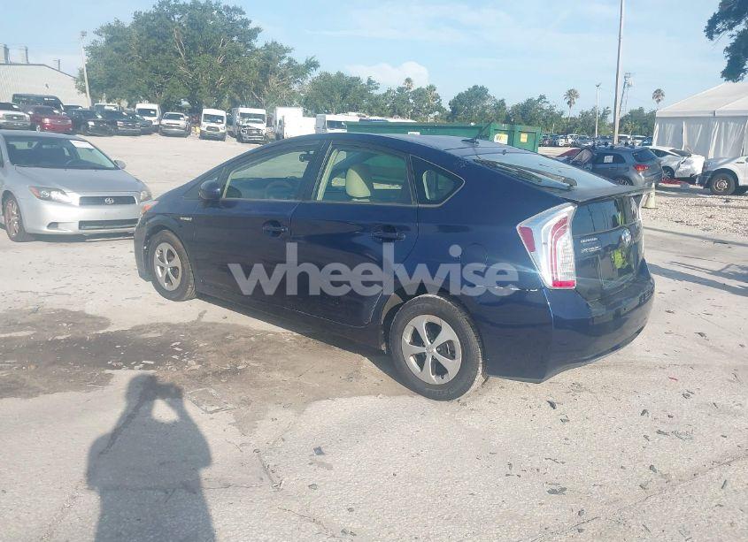 Photo 3 of 2012 Toyota Prius THREE (VIN JTDKN3DU2C1558035)