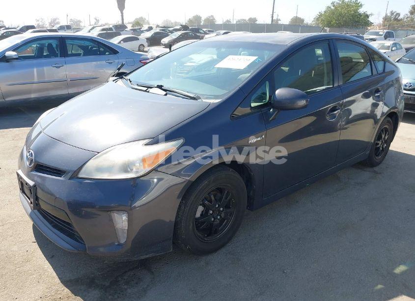 Photo 2 of 2012 Toyota Prius THREE (VIN JTDKN3DU2C1572727)