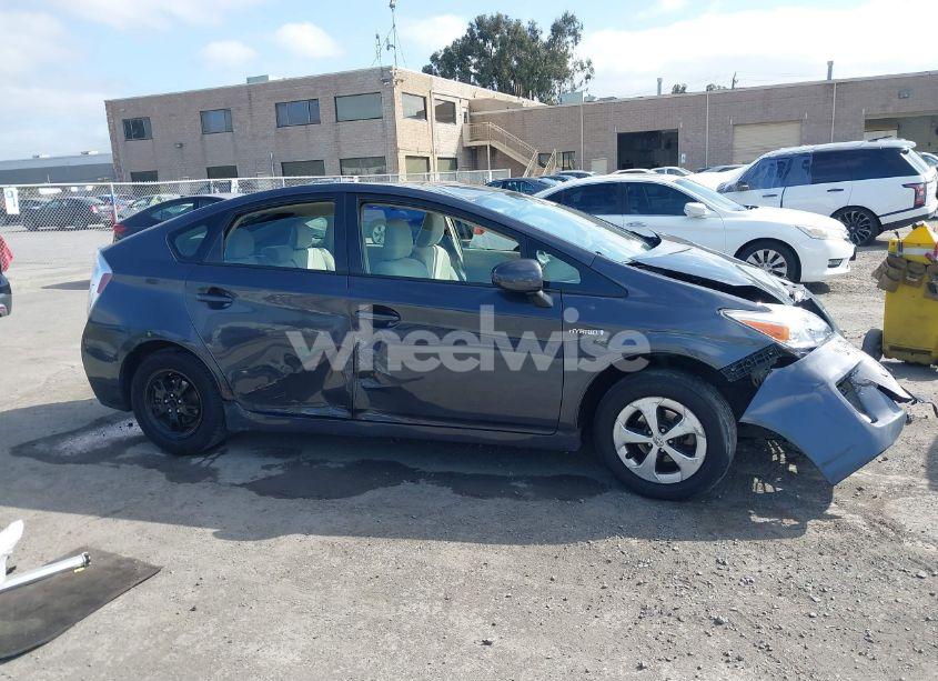 Photo 13 of 2012 Toyota Prius TWO (VIN JTDKN3DU2C1589933)