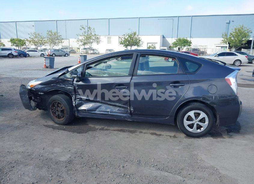 Photo 14 of 2012 Toyota Prius TWO (VIN JTDKN3DU2C1589933)