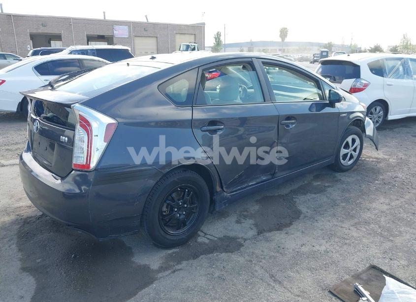 Photo 4 of 2012 Toyota Prius TWO (VIN JTDKN3DU2C1589933)