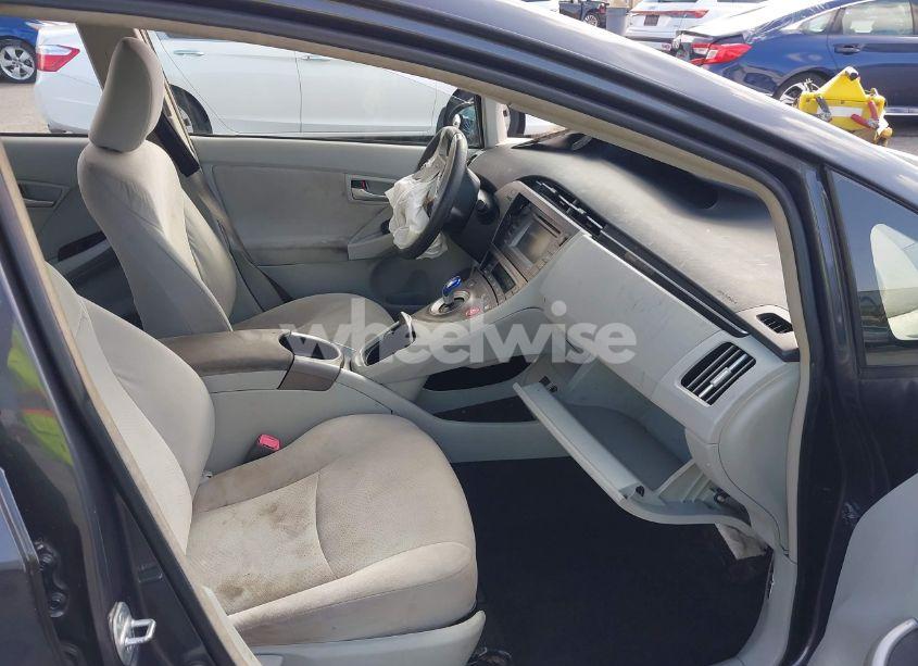 Photo 5 of 2012 Toyota Prius TWO (VIN JTDKN3DU2C1589933)