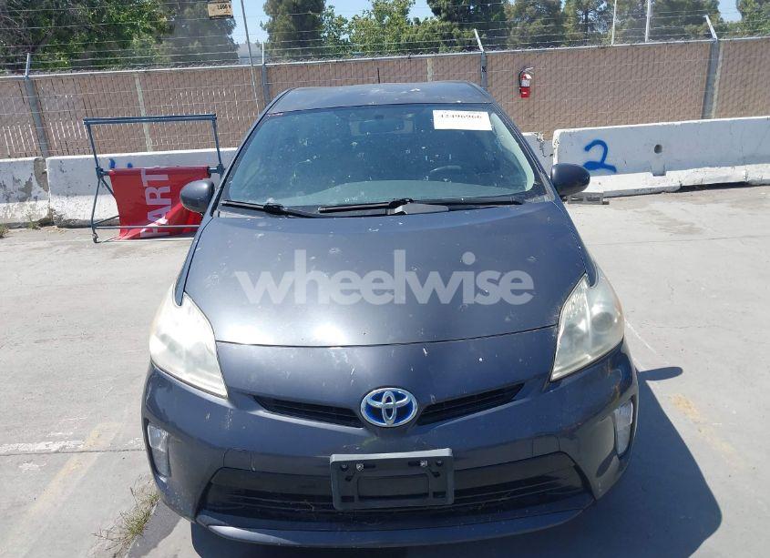 Photo 12 of 2013 Toyota Prius TWO (VIN JTDKN3DU2D1720778)