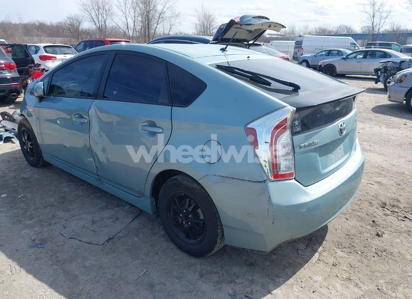 Photo 3 of 2013 Toyota Prius TWO (VIN JTDKN3DU2D5553055)