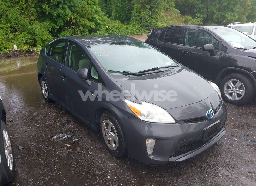 2014 Toyota Prius FIVE/FOUR/THREE/TWO (VIN JTDKN3DU2E0376375) main photo