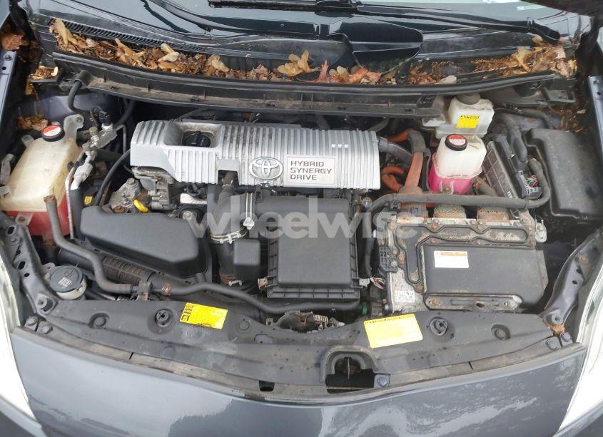 Photo 10 of 2014 Toyota Prius FIVE/FOUR/THREE/TWO (VIN JTDKN3DU2E0376375)