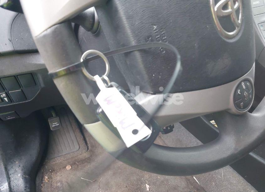 Photo 11 of 2014 Toyota Prius FIVE/FOUR/THREE/TWO (VIN JTDKN3DU2E0376375)