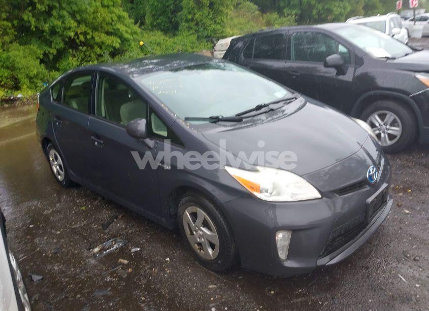 Photo 13 of 2014 Toyota Prius FIVE/FOUR/THREE/TWO (VIN JTDKN3DU2E0376375)