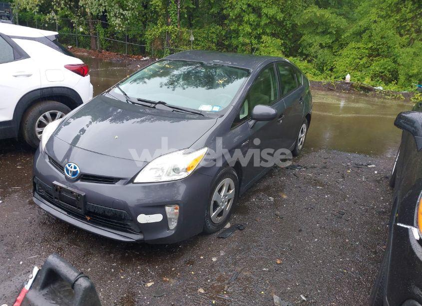 Photo 2 of 2014 Toyota Prius FIVE/FOUR/THREE/TWO (VIN JTDKN3DU2E0376375)